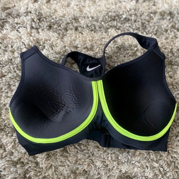 Nike Dri Fit Race Back Black Sports Bra Wireless Lined Pullover Active Size 34D - Picture 2 of 6